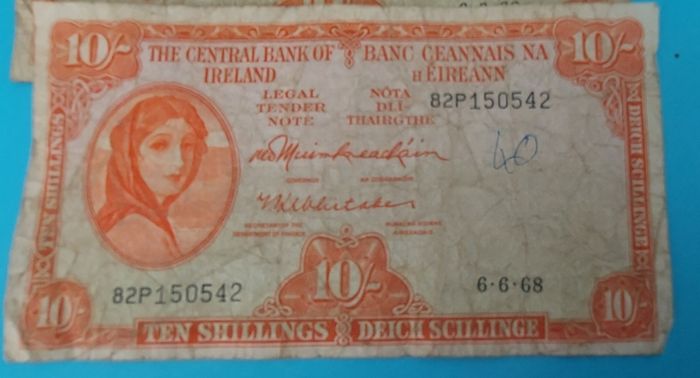 Irish 1968  X 5 Lavery ten shilling banknote in used condition