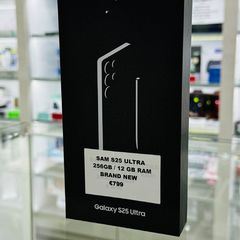 Samsung S25 Ultra ( 256GB / 12 GB Ram )