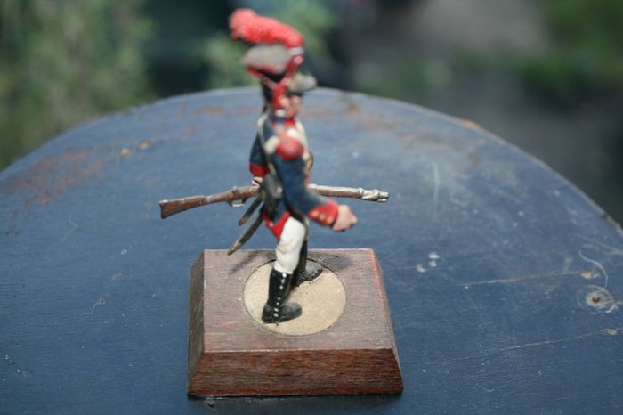 Vintage  Lead Soldiers