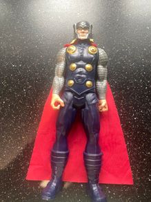 Thor Marvel Figure