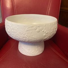 Rare Large Lladro White Pastoral Bowl