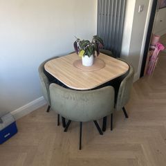 table and chairs