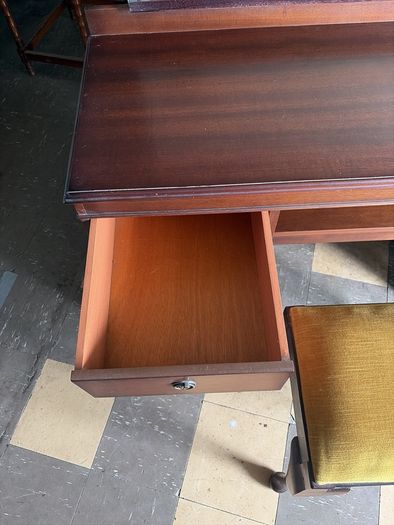 traditional English-style mahogany furniture, this twin-pedestal dressing table, five drawer chest of drawers to match and dressing table stool