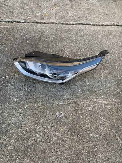 KIA Pro Cee'd III Headlight/headlamp