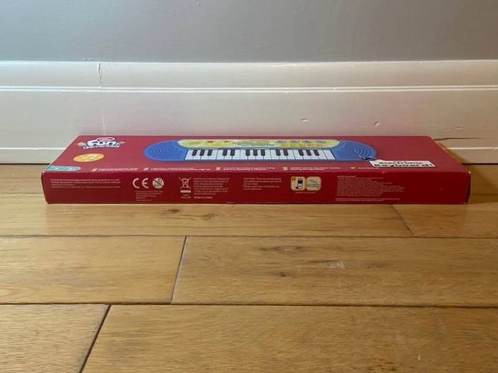 Childs Electronic Keyboard