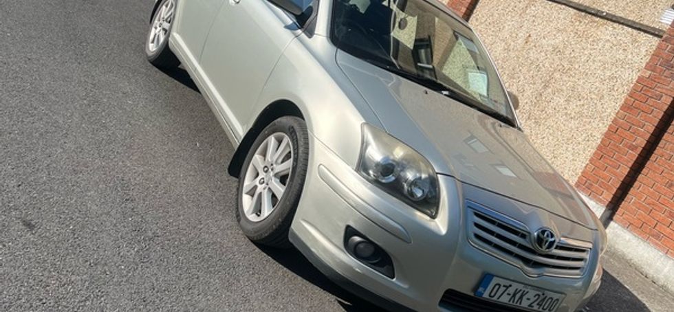 2007 Toyota Avensis Luna