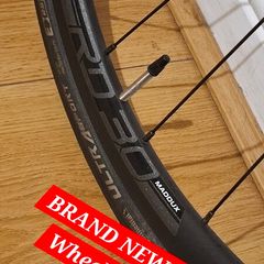 Road/Gravel Wheelset Brand new