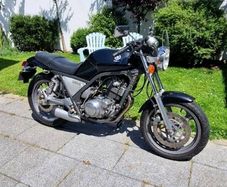 Yamaha SRX400