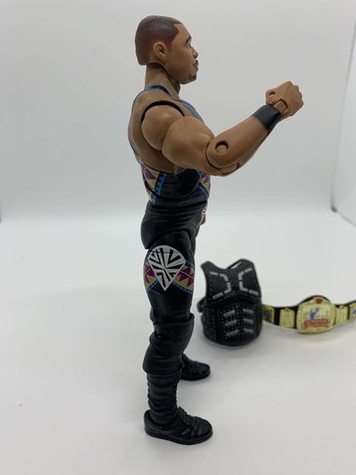 wwe elite series 52 D'Lo Brown action figure