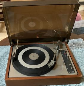 Vintage Stereo Equipment