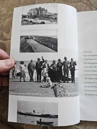 The Book Of Kellys. Compiled By Bill& Vonnie Kelly With Ronan Foster. First Edition Paperback In Good Condition.  See Photos For Same.