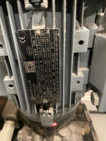 2x 3ph motors with hydraulic pump system