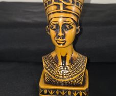 Nefertiti Bust