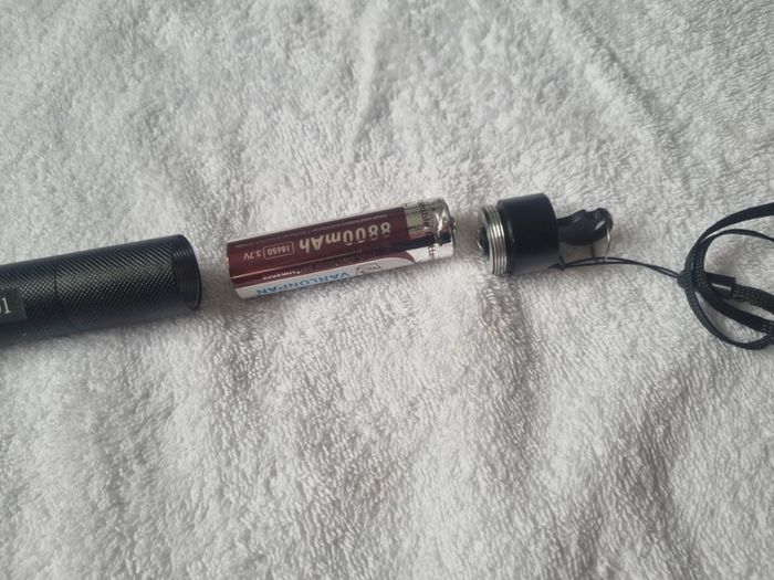 Strong (!!!) PURPLE laser pointer. 18+ (will need to check ID).