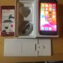 Apple IPhone 8 64 gb Unlocked Boxed Image 2