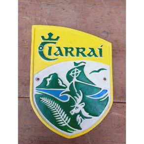 Kerry  Crest HS371