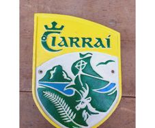 Kerry Crest HS371