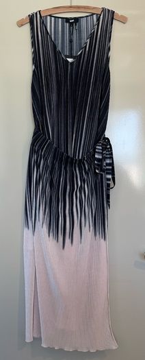 DKNY dress - sz M