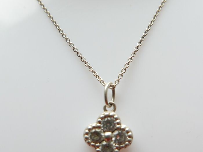 Vintage 925 Sterling Silver Pendant Necklace length 18" - 4g