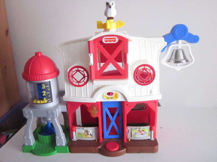 Fisher Price Farm House/Animals