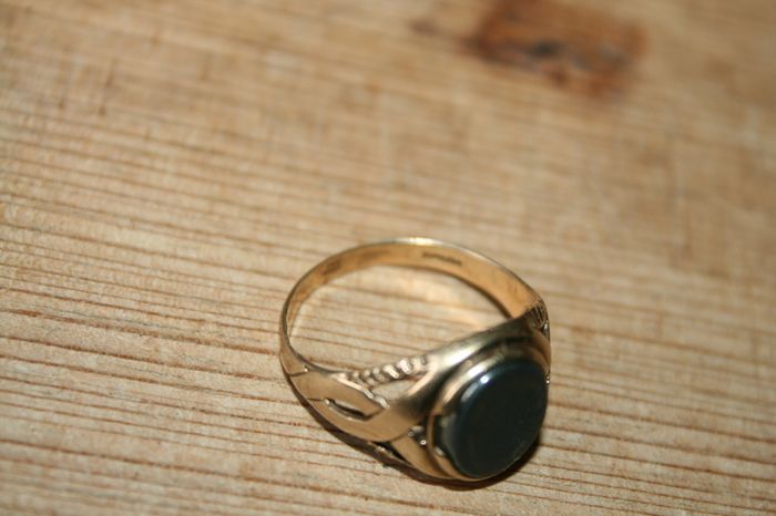 Men's Vintage 9ct Gold Roman Centurion Signet Ring - 3,6g
