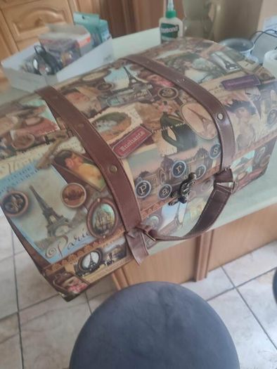 Paris/Travel themed storage box