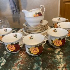 Vintage Queen Anne china teaset free postage