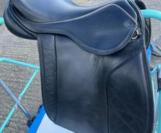 Silhouette saddle