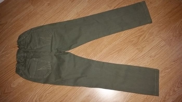 Age 5 to 6 Years - As New - An Adorable Pair of Jeans with Waist Adjusters - #