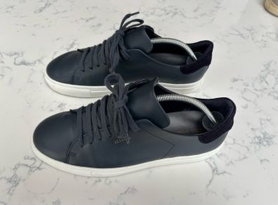 Axel Arigato Size 8 (EU 42)