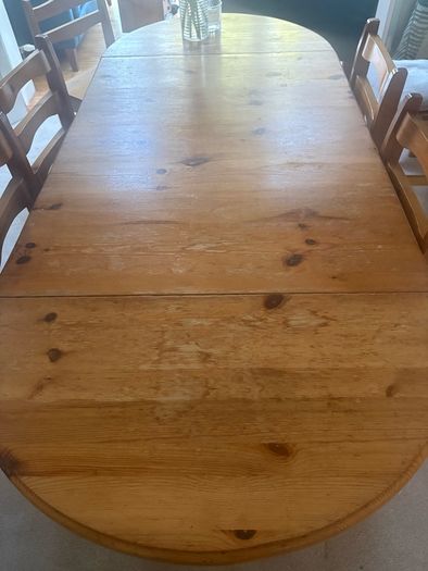 Table-extendable with 6 chairs