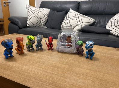 Fingerlings Untamed Dinosaur Collection