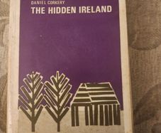 The Hidden Ireland. By Daniel Corkery. Second Impression 1970. Paperback In Good Condition. See Photos For Same.