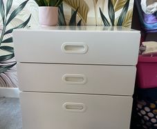 Ikea chest drawers