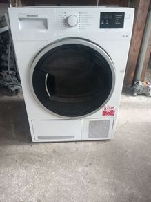 Blomberg 8kg condenser dryer