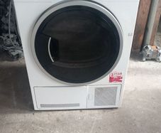 Blomberg 8kg condenser dryer