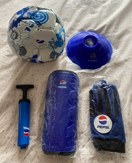 PEPSI - 5 Piece Football Set