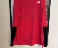 Women's North Face long sleeve top