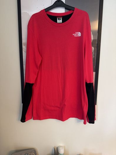 Women's North Face long sleeve top