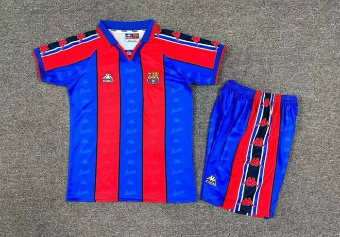 Retro football kits