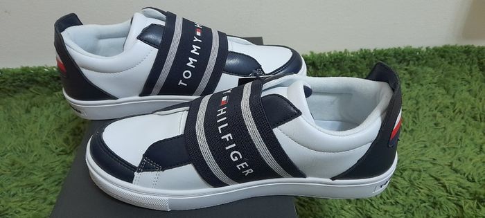 Tommy Hilfiger Unisex Leather Footwear low cut sneaker UK-6/EUR-39 Style:T3B4-30508-0744X007 Blue/White-2024
