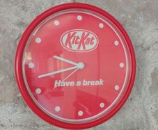 KitKat clock vintage