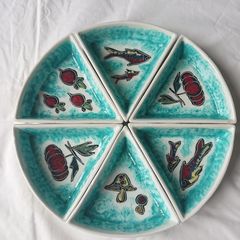 Italian Vintage & Unique Hand Painted Triangular Hors D'oeuvre/Tapas Dishes