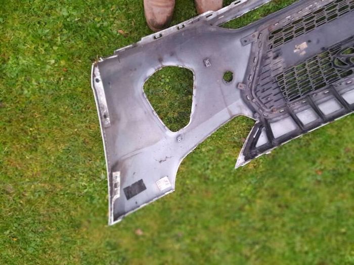 Genuine Hyundai i30 Front Bumper & Grill