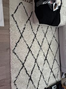 Black and white large Rug