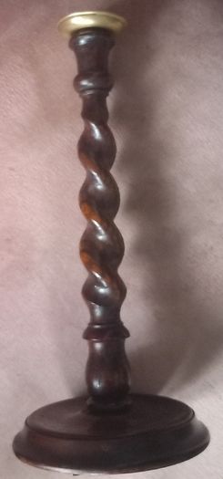 Antique barleytwist candlesticks.