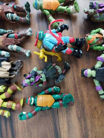 toys,