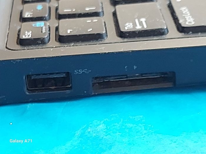 DELL Latitude 5590, Intel Core i5-8250U CPU, 1.8GHz, 8GB HDD, 256 GB SSD, Windows 10 Pro, Microsoft Edge, Chrome