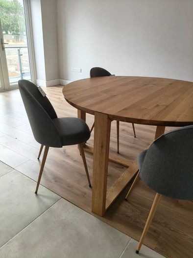 EZ Living solid wood round dining table 160 cm