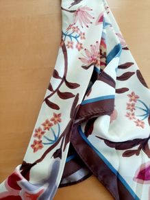 Mango floral kerchief 70cm